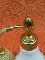 Vintage Aynsley Wild Tudor Perfume Atomiser (3 of 7) Vintage Aynsley Wild Tudor Perfume Atomiser (3 of 7)