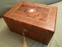 Large Figured Walnut Inlaid Jewellery Box + Tray c.1875 (12 of 12) Large Figured Walnut Inlaid Jewellery Box + Tray c.1875 (12 of 12)