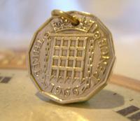 Vintage Pocket Watch Chain Fob 1966 Queen Elizabeth Threepenny 3d Coin Fob (7 of 7) Vintage Pocket Watch Chain Fob 1966 Queen Elizabeth Threepenny 3d Coin Fob (7 of 7)