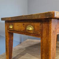 Pine Farmhouse Dining Table (2 of 5) Pine Farmhouse Dining Table (2 of 5)