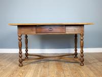 19th Century Single-Drawer Serpentine Stretcher Dining Table (8 of 8) 19th Century Single-Drawer Serpentine Stretcher Dining Table (8 of 8)