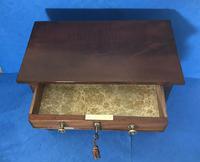 Victorian mahogany miniature chest of drawers (9 of 18) Victorian mahogany miniature chest of drawers (9 of 18)