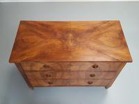 Beautifully Figured Walnut Commode c.1830 (6 of 8) Beautifully Figured Walnut Commode c.1830 (6 of 8)