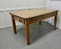 Lovely Rustic Georgian Pine Kitchen Table (5 of 6) Lovely Rustic Georgian Pine Kitchen Table (5 of 6)