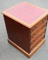 1960s Mahogany Filing Cabinet with Brown Leather on Top (3 of 4) 1960s Mahogany Filing Cabinet with Brown Leather on Top (3 of 4)