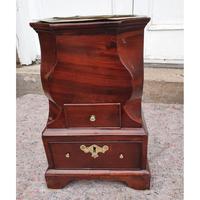 Early 18th Century Mahogany Jardinere (4 of 9) Early 18th Century Mahogany Jardinere (4 of 9)