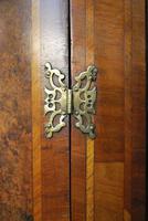 Antique Burr Walnut Corner Cupboard (9 of 9) Antique Burr Walnut Corner Cupboard (9 of 9)