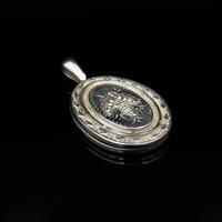 Antique Victorian Engraved Oval Sterling Silver Photo Locket Pendant (3 of 9) Antique Victorian Engraved Oval Sterling Silver Photo Locket Pendant (3 of 9)