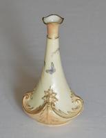 Locke & Co Worcester Vase C1896 / 1903 - Painted with Butterflies (2 of 7) Locke & Co Worcester Vase C1896 / 1903 - Painted with Butterflies (2 of 7)
