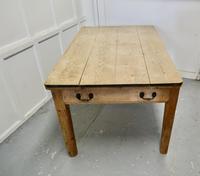 Lovely Rustic Georgian Pine Kitchen Table (4 of 6) Lovely Rustic Georgian Pine Kitchen Table (4 of 6)