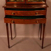 A Late Victorian Salon Cabinet Satinwood (6 of 8) A Late Victorian Salon Cabinet Satinwood (6 of 8)
