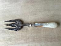 Victorian Silver Plated and Silver Ferrule & Mother of Pearl Handle Bread / Meat Fork (2 of 4) Victorian Silver Plated and Silver Ferrule & Mother of Pearl Handle Bread / Meat Fork (2 of 4)