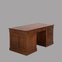 English 19th Century Walnut Pedestal Desk (3 of 4) English 19th Century Walnut Pedestal Desk (3 of 4)