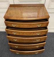 Burr Walnut Bow Front Chest (6 of 12) Burr Walnut Bow Front Chest (6 of 12)