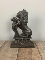 Victorian Cast Iron Lion Rampant Doorstop In Original Condition; Door Stop; Door Porter (5 of 7) Victorian Cast Iron Lion Rampant Doorstop In Original Condition; Door Stop; Door Porter (5 of 7)