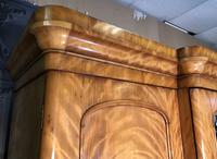 Victorian Breakfront Triple Wardrobe (6 of 17) Victorian Breakfront Triple Wardrobe (6 of 17)
