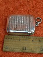 Antique Sterling Silver Hallmarked Vesta Case (3 of 12) Antique Sterling Silver Hallmarked Vesta Case (3 of 12)