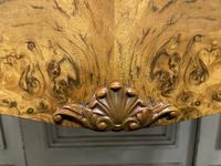 Queen Anne Burr Walnut Kidney Dressing Table (7 of 17) Queen Anne Burr Walnut Kidney Dressing Table (7 of 17)