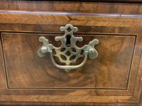 18th Century Burr Walnut Kneehole Desk (14 of 14) 18th Century Burr Walnut Kneehole Desk (14 of 14)