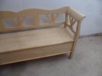 Tulip 3 Seater Antique Pine Hall / Kitchen Box / Settle/ Bench to wax / paint (8 of 9) Tulip 3 Seater Antique Pine Hall / Kitchen Box / Settle/ Bench to wax / paint (8 of 9)