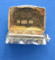 Victorian Silver Vinaigrette (4 of 6) Victorian Silver Vinaigrette (4 of 6)