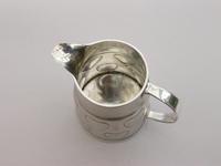 Arts & Crafts "Cymric" Silver Cream Jug Archibald Knox (2 of 12) Arts & Crafts "Cymric" Silver Cream Jug Archibald Knox (2 of 12)