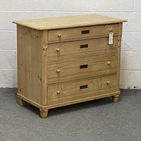 Old Pine Chest of Drawers (3 of 5) Old Pine Chest of Drawers (3 of 5)