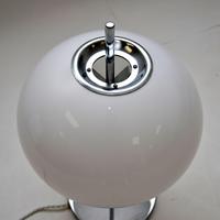 Vintage Italian Harvey Guzzini Chrome Table Lamp (4 of 8) Vintage Italian Harvey Guzzini Chrome Table Lamp (4 of 8)