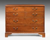 George III Mahogany Chest of Drawers (2 of 3) George III Mahogany Chest of Drawers (2 of 3)