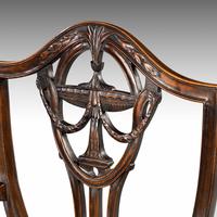 Elegant Set of 8 Early 20th Century Classical Hepplewhite Chairs (5 of 6) Elegant Set of 8 Early 20th Century Classical Hepplewhite Chairs (5 of 6)