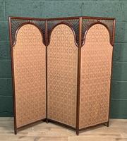 Liberty style modesty screen (3 of 6) Liberty style modesty screen (3 of 6)