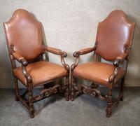 Large Pair of Oak & Leather Armchairs (8 of 11) Large Pair of Oak & Leather Armchairs (8 of 11)