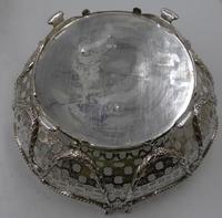 Pair of Antique Victorian Silver Baskets - London 1882 (2 of 8) Pair of Antique Victorian Silver Baskets - London 1882 (2 of 8)