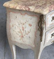 Pretty French Commode Chest (9 of 14) Pretty French Commode Chest (9 of 14)