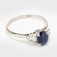 Vintage 1.05 Carat Sapphire & 0.12 Carat Diamond Solitaire Engagement Ring c.1940 (6 of 7) Vintage 1.05 Carat Sapphire & 0.12 Carat Diamond Solitaire Engagement Ring c.1940 (6 of 7)