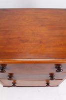 Small Victorian Mahogany Chest of Drawers / Commode (11 of 13) Small Victorian Mahogany Chest of Drawers / Commode (11 of 13)