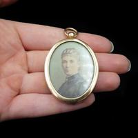 Antique Edwardian Large Oval Portrait Rolled Gold Picture Locket Pendant (10 of 10) Antique Edwardian Large Oval Portrait Rolled Gold Picture Locket Pendant (10 of 10)