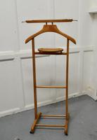 Art Deco Gentleman’s Floor Standing Golden Beech Suit Hanger (4 of 4) Art Deco Gentleman’s Floor Standing Golden Beech Suit Hanger (4 of 4)