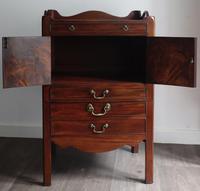 George III Mahogany Tray-top Bedside Commode (2 of 8) George III Mahogany Tray-top Bedside Commode (2 of 8)