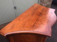 Antique Mahogany Serpentine Chest of Drawers (11 of 11) Antique Mahogany Serpentine Chest of Drawers (11 of 11)