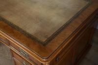 Antique Victorian 5ft Mahogany Pedestal Desk (6 of 7) Antique Victorian 5ft Mahogany Pedestal Desk (6 of 7)