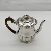 Antique George IV Sterling Silver Gravy Argyle London 1822 Thomas Burwash (4 of 8) Antique George IV Sterling Silver Gravy Argyle London 1822 Thomas Burwash (4 of 8)