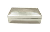 Heavy Antique Sterling Silver Cigarette Box 1918 (4 of 10) Heavy Antique Sterling Silver Cigarette Box 1918 (4 of 10)