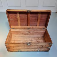Camphorwood Military Trunk Owned by First World War Veteran (5 of 7) Camphorwood Military Trunk Owned by First World War Veteran (5 of 7)