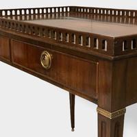 18th Century Mahogany Silver Table (5 of 11) 18th Century Mahogany Silver Table (5 of 11)