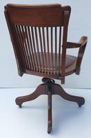Large Size Early 20th Century Solid Oak Office Chair (2 of 6) Large Size Early 20th Century Solid Oak Office Chair (2 of 6)