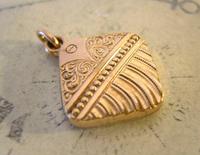 Antique Pocket Watch Chain Fob 1890 Victorian 10ct Rose Gold Filled Puffy Fob (3 of 10) Antique Pocket Watch Chain Fob 1890 Victorian 10ct Rose Gold Filled Puffy Fob (3 of 10)