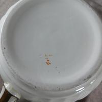 Wedgwood Chamber Pot & Toilet Jug (6 of 7) Wedgwood Chamber Pot & Toilet Jug (6 of 7)
