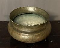Good Size Persian 19th Century Patinated Brass Bowl (6 of 8) Good Size Persian 19th Century Patinated Brass Bowl (6 of 8)