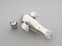 Victorian Novelty Silver Seal Pepperette by Charles & Charles Asprey, London, 1882 (10 of 14) Victorian Novelty Silver Seal Pepperette by Charles & Charles Asprey, London, 1882 (10 of 14)